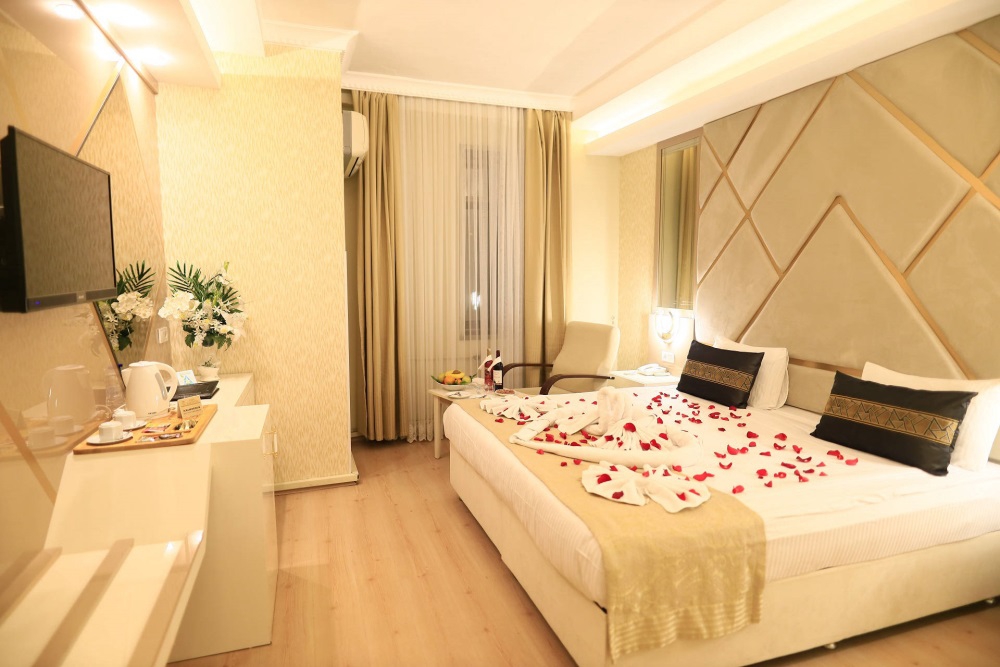 Altınöz Hotel Family Room